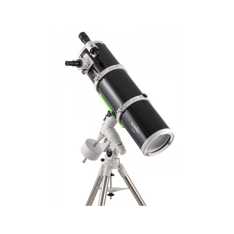 Télescope Newton SkyWatcher 200/1000... Télescope Newton SkyWatcher 200/1000...