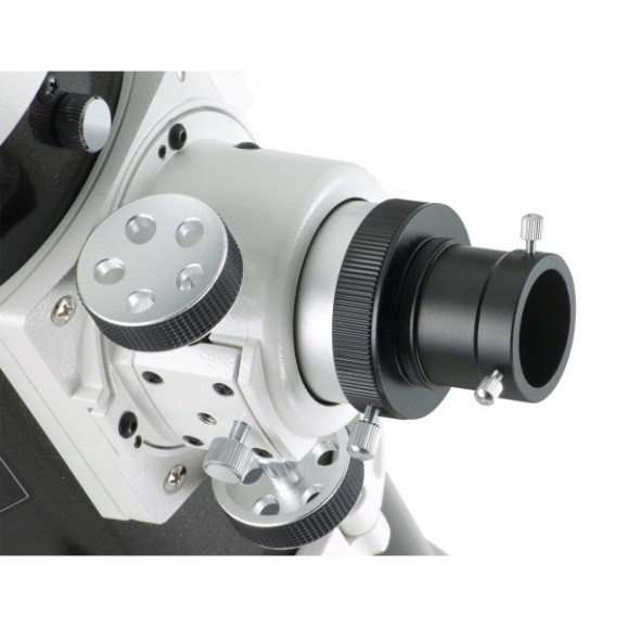 Télescope Newton SkyWatcher 200/1000mm avec monture NEQ5 et deux moteurs