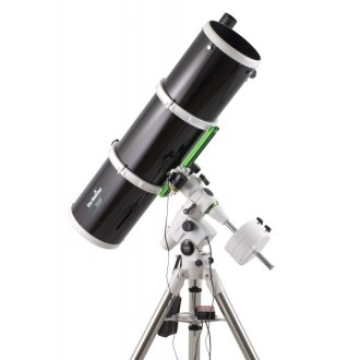 Télescope Newton SkyWatcher...