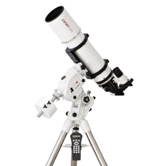 Sky-Watcher Esprit 120ED Pro télescope réfracteur apochromatique triplet sur AZ-EQ6 Pro Go-To