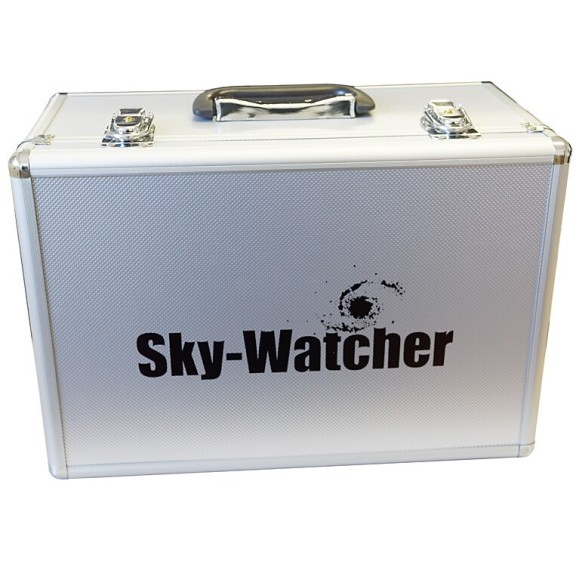 Réfracteur à tube optique SKYWATCHER EVOLUX 82ED avec étui