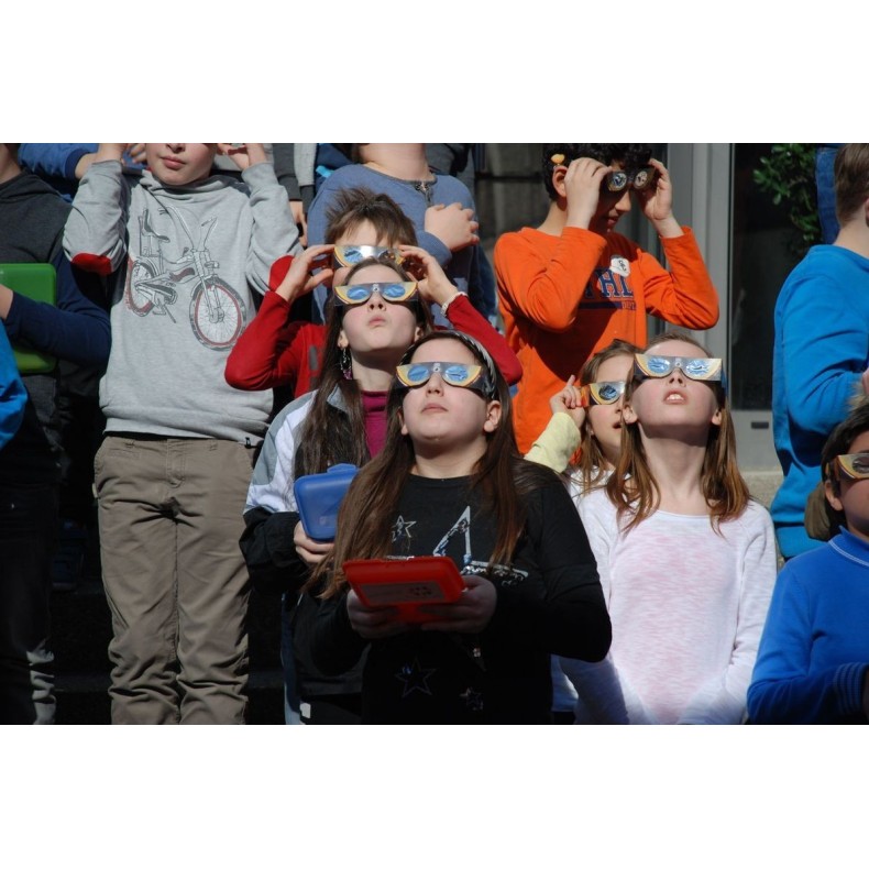 Lunettes d'éclipse solaire BAADER...