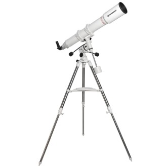 Télescope réfracteur...