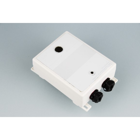 Lunático Astronomía Détecteur de nuages AAG CloudWatcher