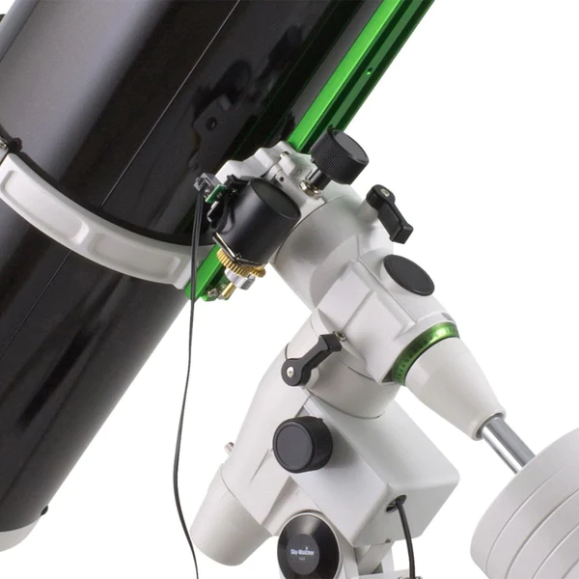 Pack SkyWatcher Newton 200/1000 BD SkyWatcher Telescope with NEQ5 PRO GOTO mount with customised introductory course