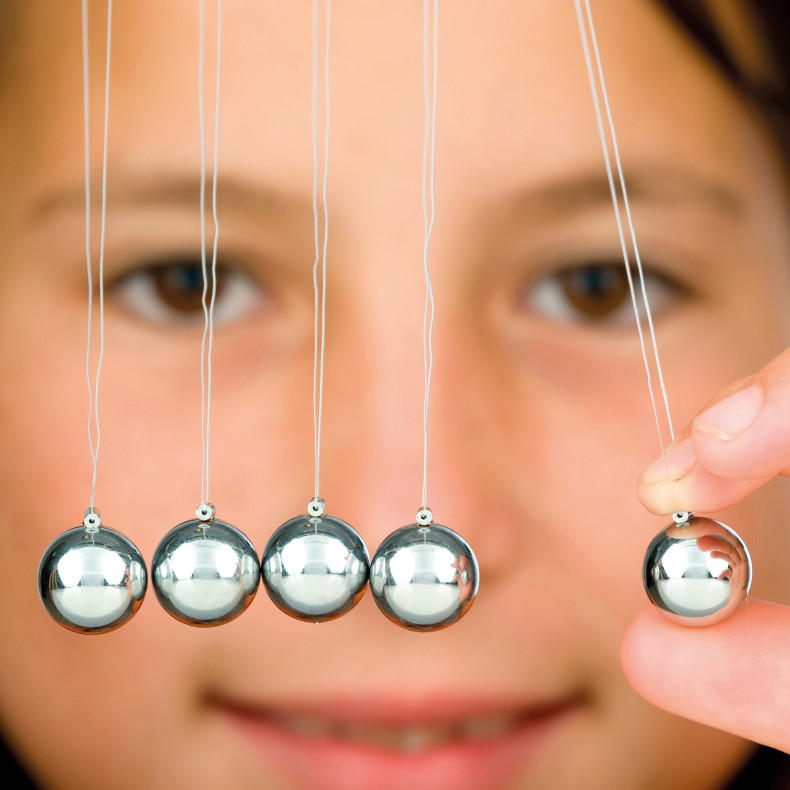 Billes de NEWTON par Selegiochi Billes de NEWTON par Selegiochi