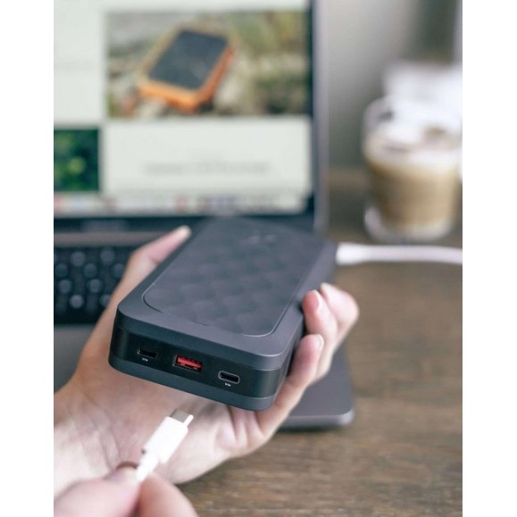 Powerbank - XTORM 67w Fuel Series Power pack 45.000 Black