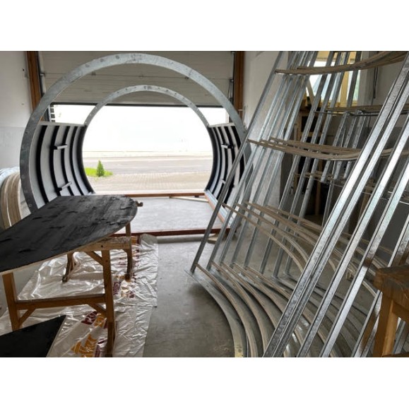 Observatoire à toit coulissant en bois Dôme Partie Modèle optique GreenLine MEGA-44 Configuration multi-télescopique