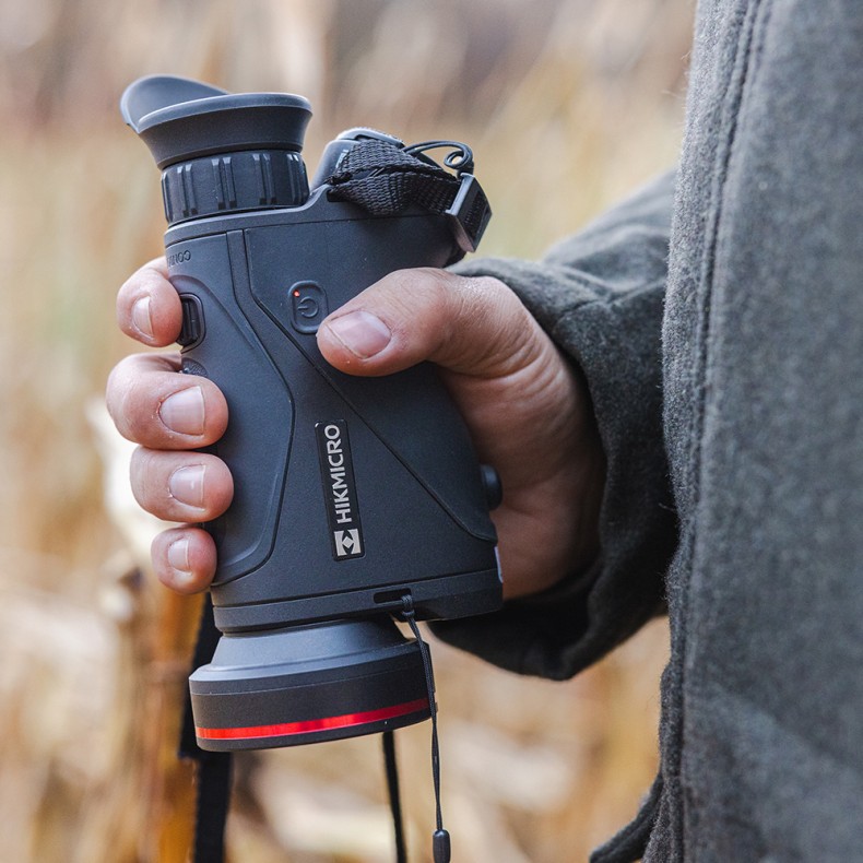 Monoculaire thermique avec télémètre...