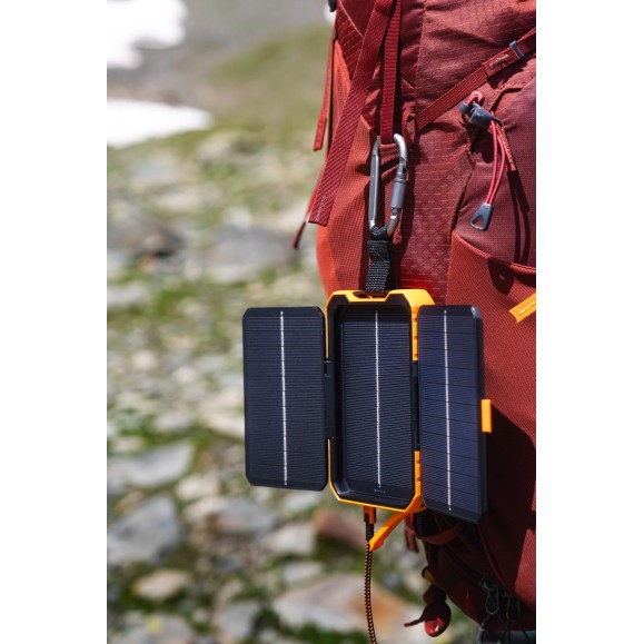 Pack solaire XTORM "Rugged" 10.000 noir/orange