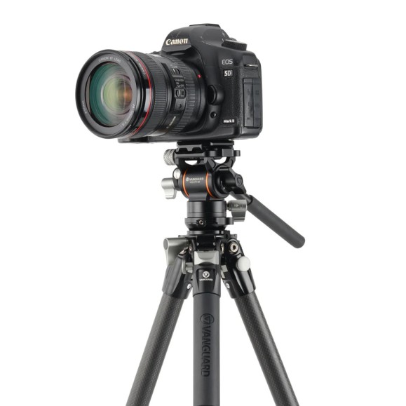 VANGUARD Alta Pro 3VLT 235CV10 Trépied vidéo compact en carbone - Tête VEO PV-10
