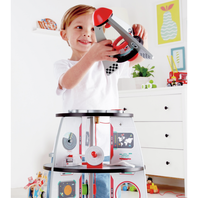 Fusée spatiale à quatre étages HAPE