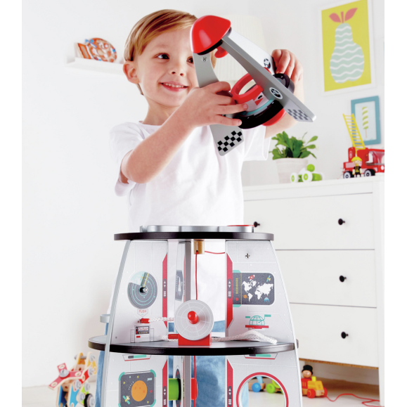 Fusée spatiale à quatre étages HAPE